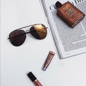 KEYS - GOLD OVERSIZED AVIATOR GLAM SUNGLASSES